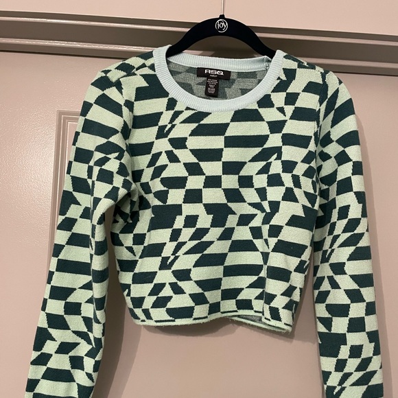 RSQ Wavy Check Womens Crop Sweater - Picture 2 of 4